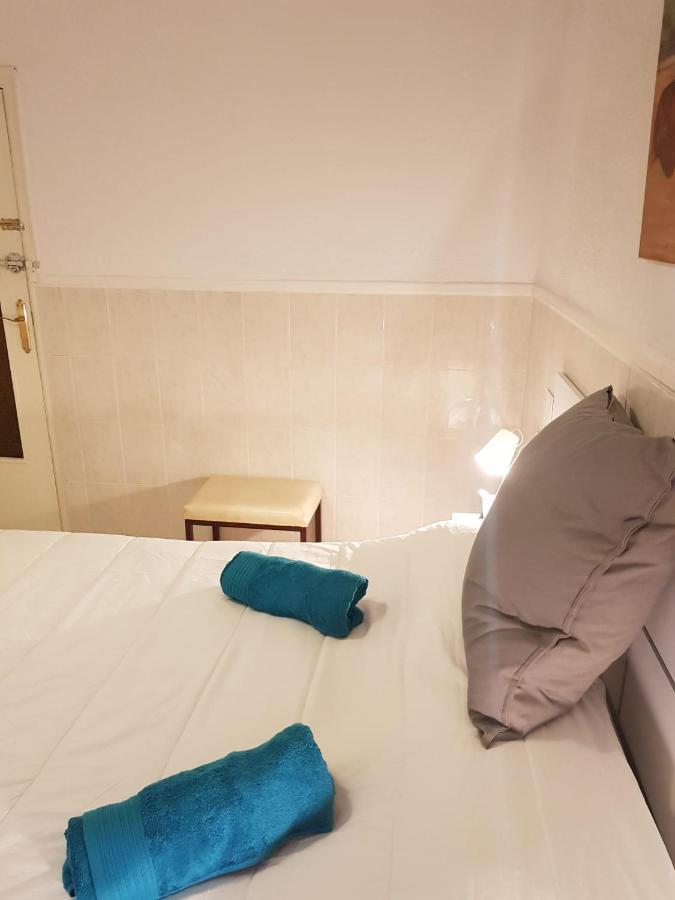 Wish Suite Dolores Leon De Triana Sevilla Eksteriør bilde